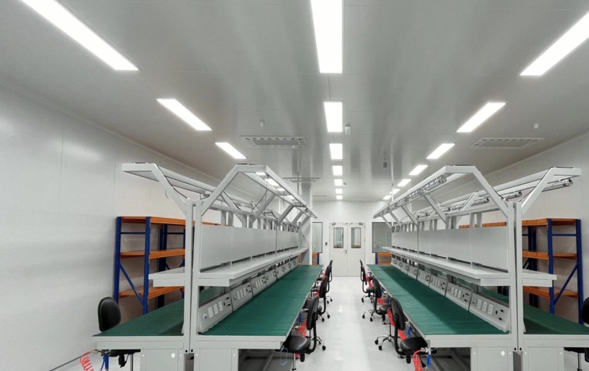 Wiskind Cleanroom은 말레이시아에서 새로운 전자제품 청정실 프로젝트를 전달합니다